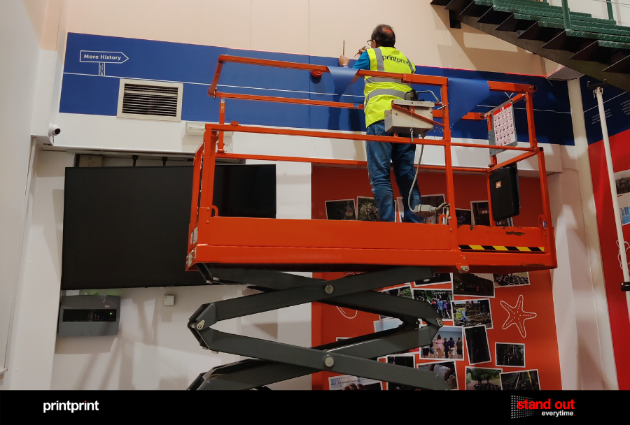 printprintuk's tweet photo. Specialist equipment was required for us to install the vinyl's at height and to negotiate the dominant staircase within the space and particular attention was paid to the details within the architecture of the room @leic_child_hols @Highcross https://t.co/3hCBnNqhj2