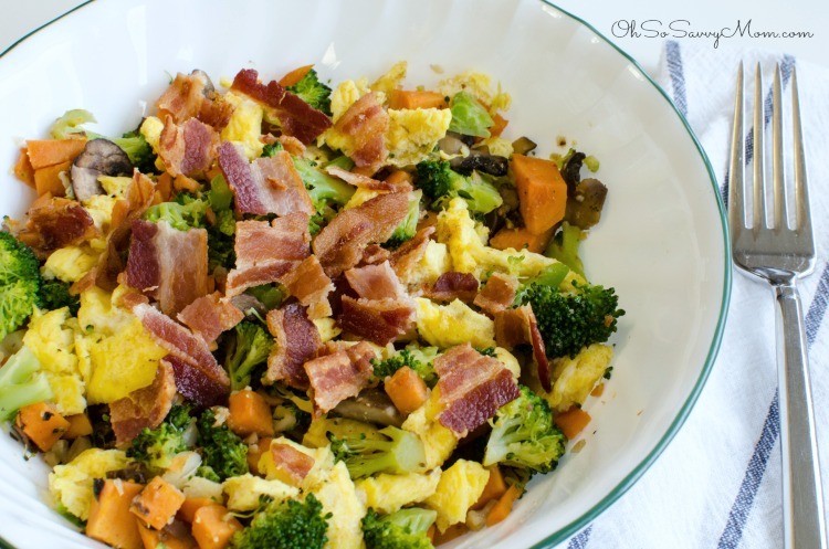 With bacon, eggs, broccoli, and sweet potatoes, this #macrobowl is perfect for breakfast, lunch, or dinner. #recipe bit.ly/2sijodH