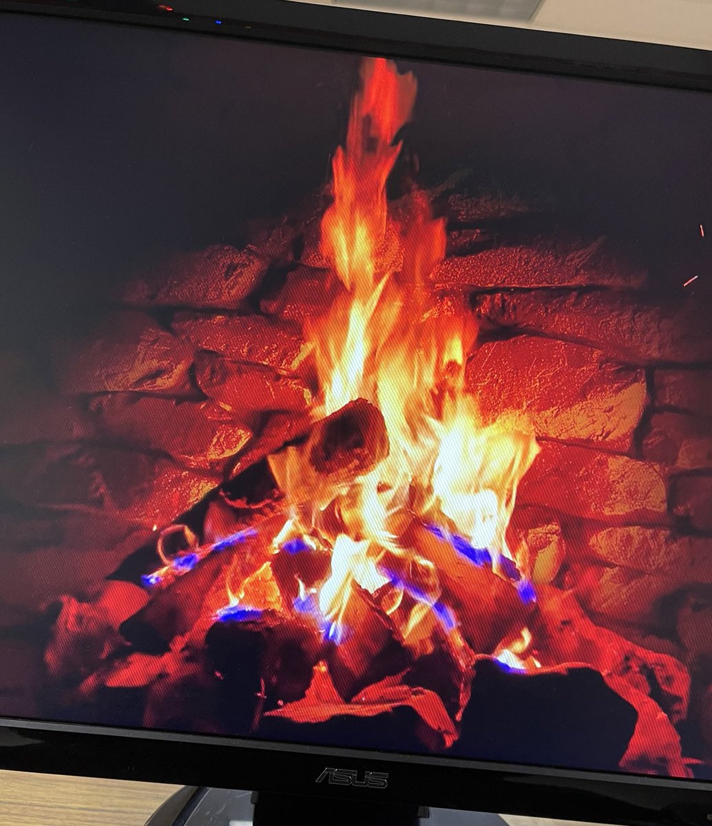 I’m warming up to Taylor Swift’s #evermorealbum ☺️