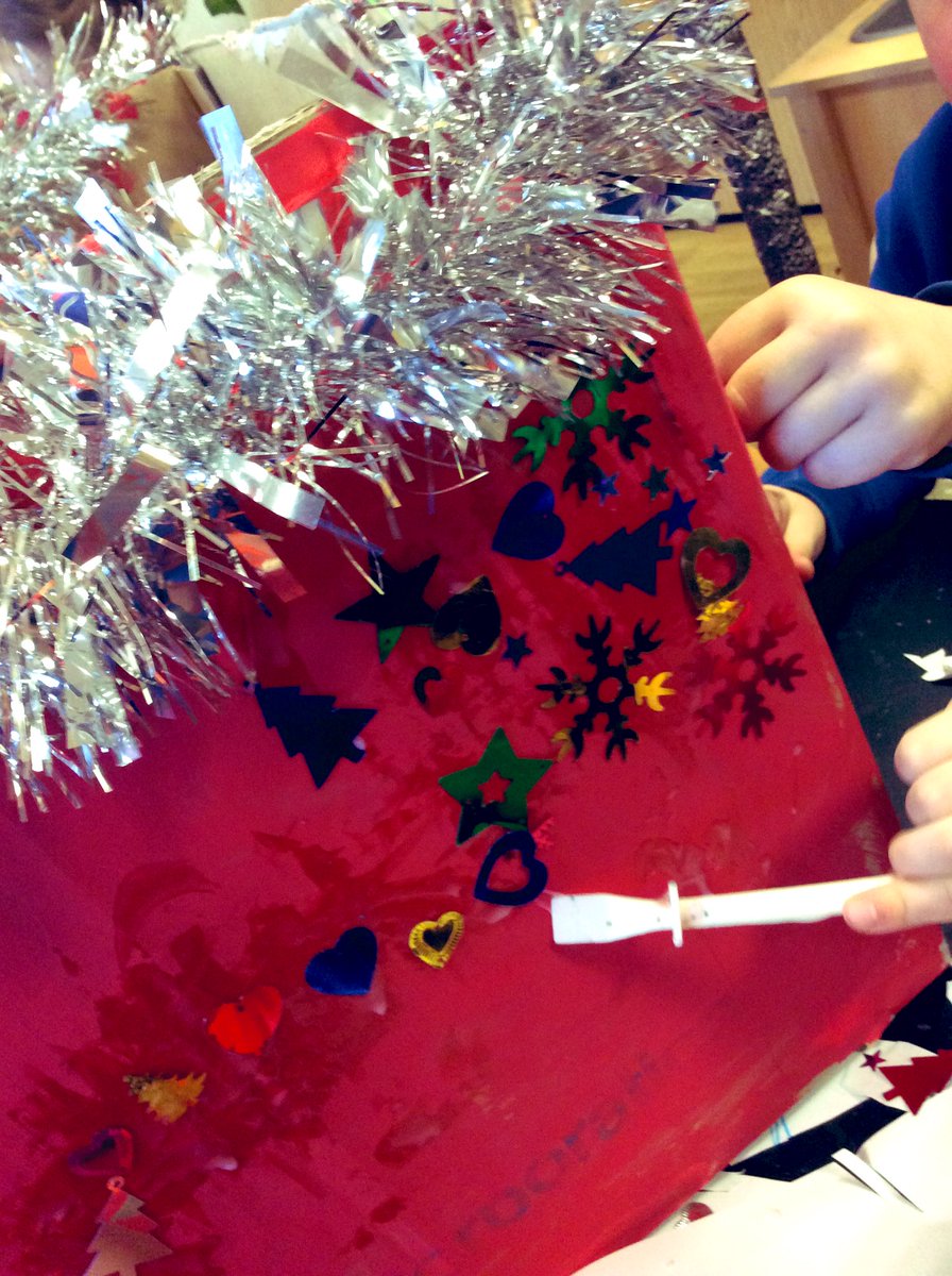 olasjfoundation's tweet photo. A lovely Christmas story called Jingle Bells inspired us to make a sleigh today. Lots of painting, sticking, sleigh riding and singing was had #earlyyears #eyfs #earlyyearsprovision #eyfschristmas #wathupondearne https://t.co/eh8Ms0VE91