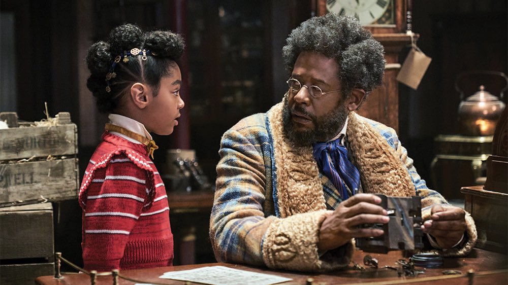 steministemily's tweet photo. If you haven’t watched #JingleJangle yet - I HIGHLY recommend (kids or not). If for nothing else...these costumes &amp; this set design??!? https://t.co/tTxc7McaBS