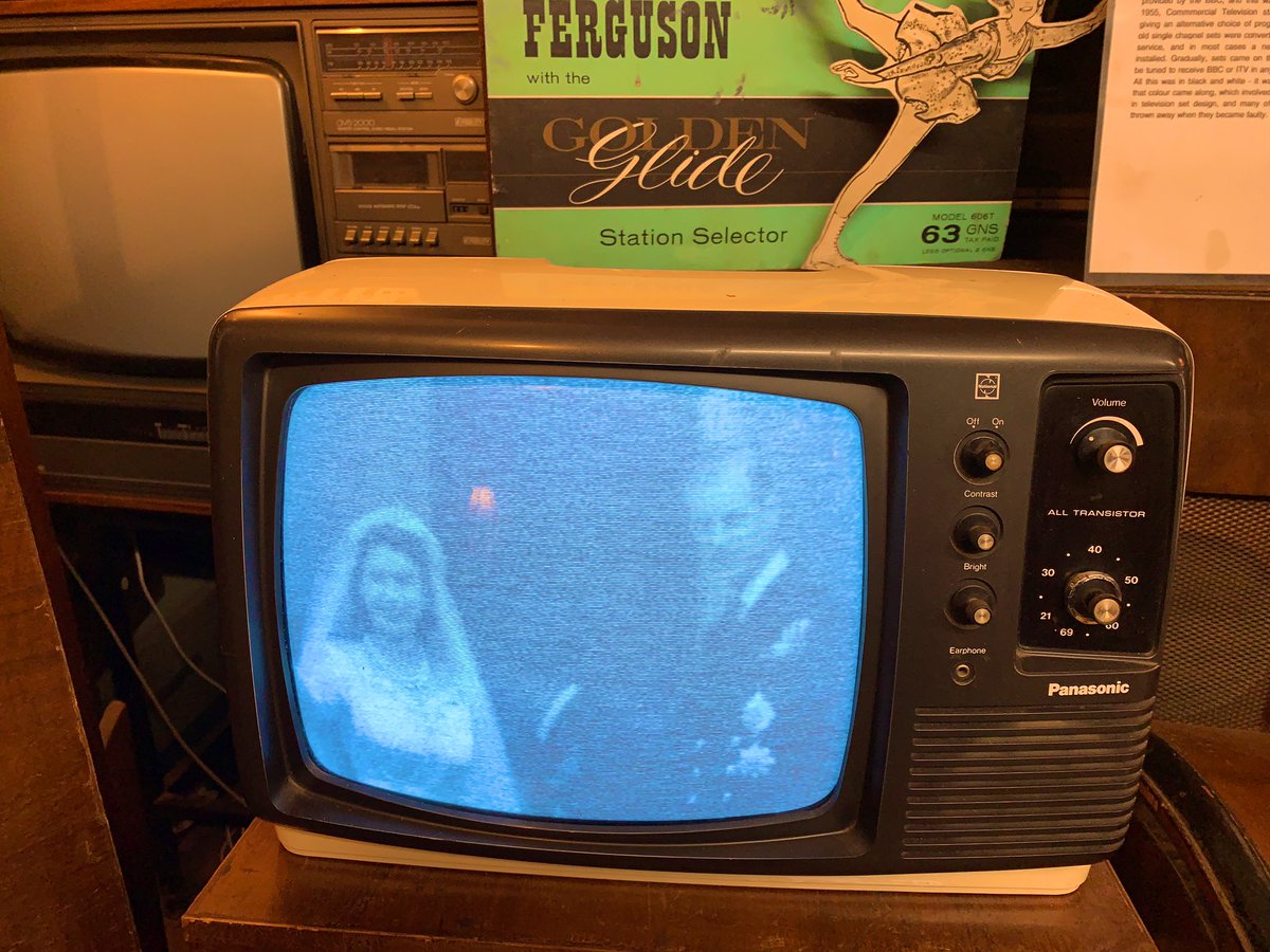 sarahbookertv's tweet photo. Funday full of nostalgia & festive warmth y’day at @amberley_museum although very cold & wet! Luckily we all had our @emuaustralia boots to keep us warm & dry 😁 Look the vintage TVs we saw! Join @miceal & me on TV at 6pm &11pm(on your more hi tech set 😉) on @qvcuk #stylechannel https://t.co/KQdtB2URS2