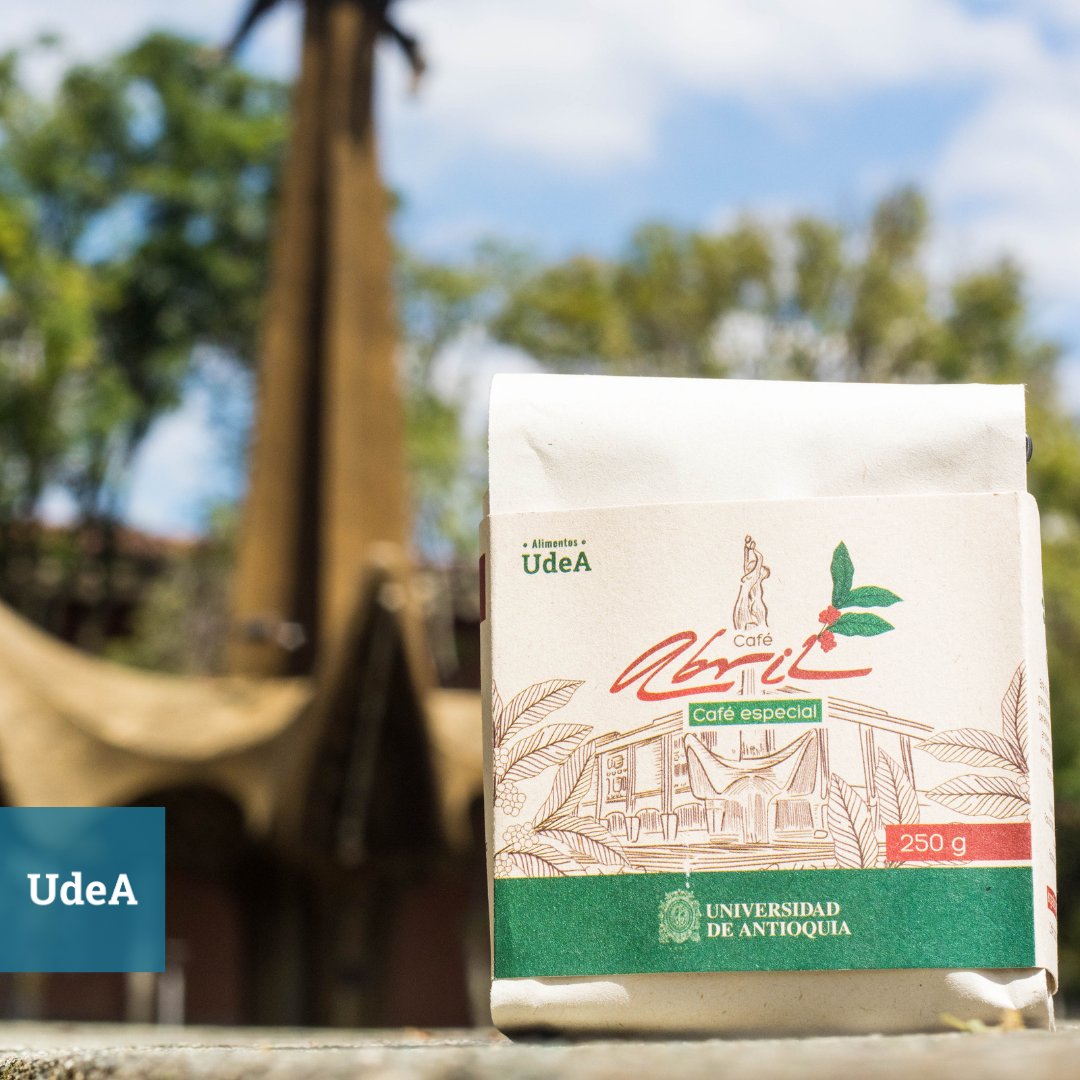 UdeA's tweet photo. ☕ Con la producción de café especial y dulce de leche, la #UdeA inició la distribución de alimentos bajo su marca propia. 🥛 Esto busca la diversificación de productos sanos y amigables con el ambiente. Por ahora, no habrá venta al público externo. https://t.co/978CYZxOSe https://t.co/gYu3fT5rkI