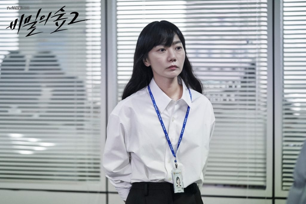 Han Yeo-jin & Choi Bit (Bae Doona & Jeon Hye-jin, Stranger 2). No relationship affected me more than theirs. Ppl said this season was less affecting than the first, but Bit & Yeo-jin are an *improvement* on the big dramatic mentor-disciple problem in #1. Two greats.