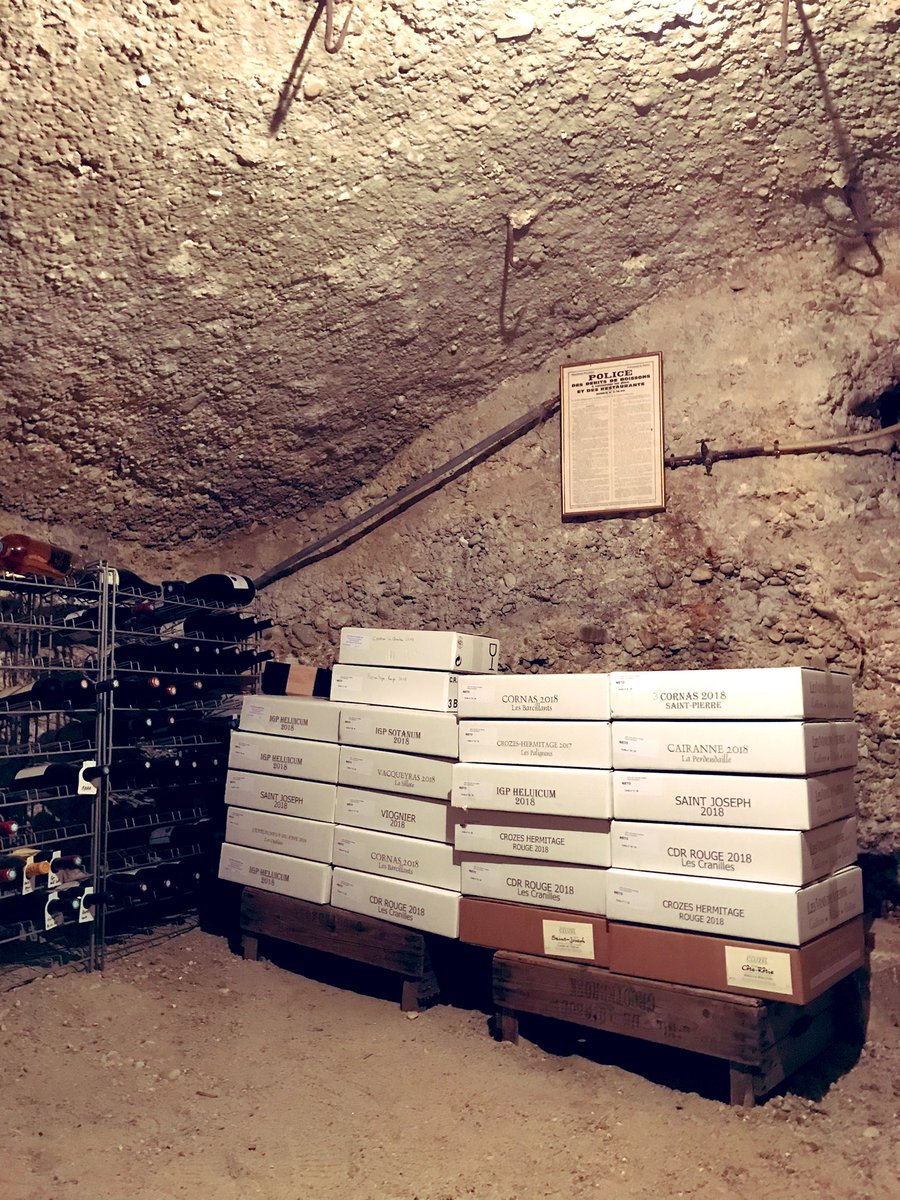 Lois_'s tweet photo. Et large soif qu’il disait M.Paul...
#vinsdevienne https://t.co/3nPkEcISAV