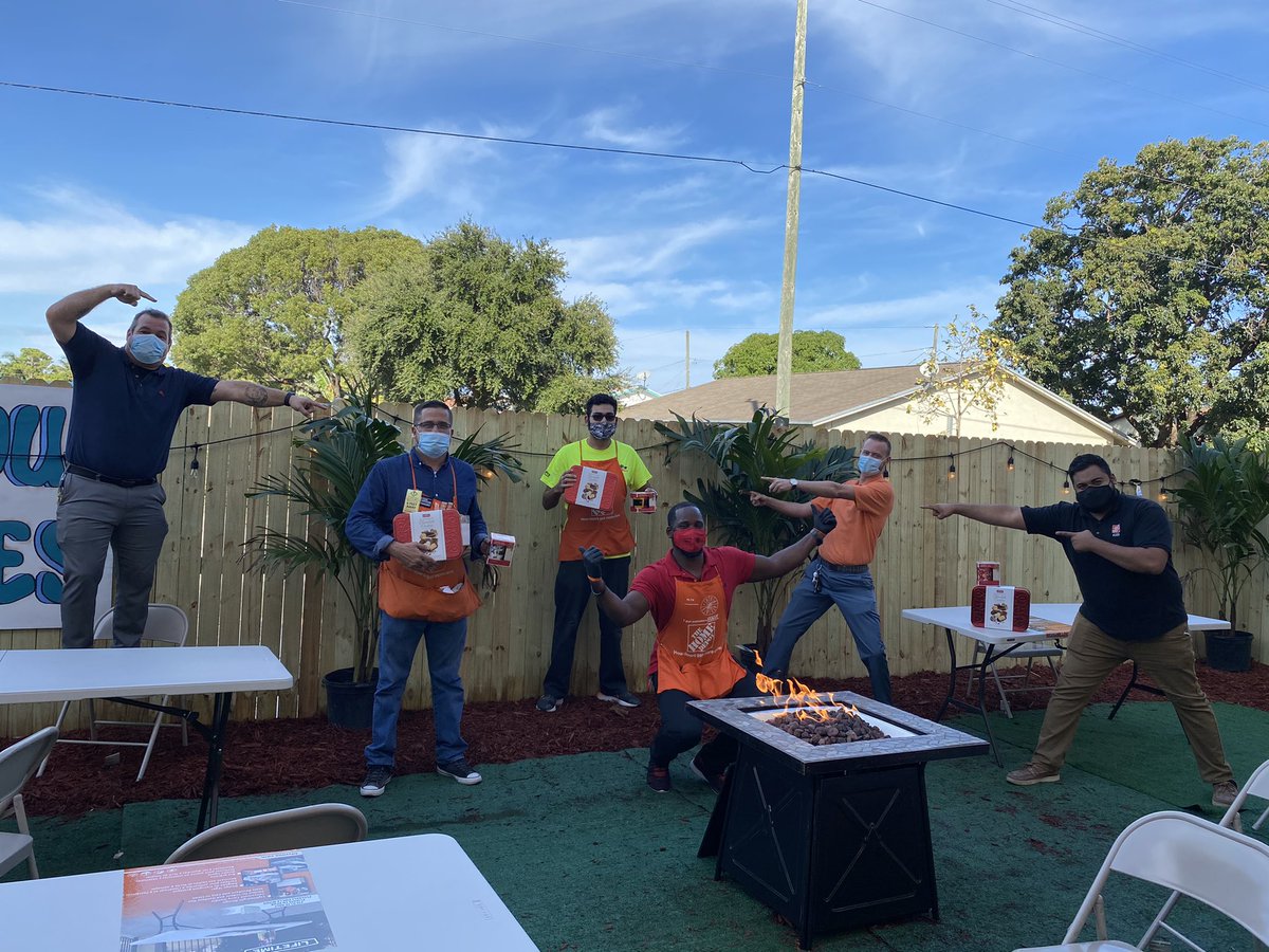 Sally Restivo tweet media