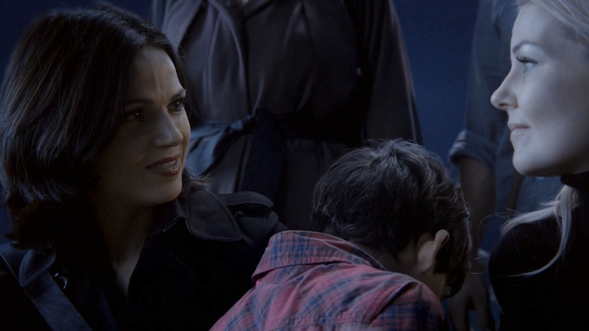 eddis_'s tweet image. 'oh i can't / stop you putting roots in my dreamland / my house of stone, your ivy grows / and now i'm covered in you'