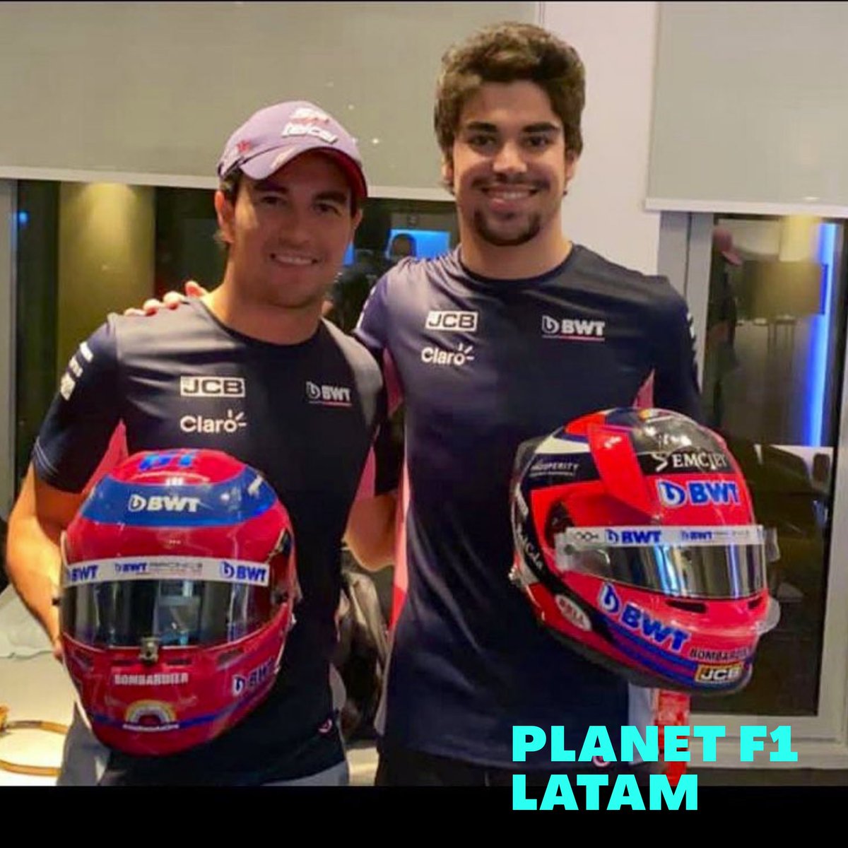 LatamPlanet's tweet photo. Checo intercambia cascos con dos buenos compañeros de pista @lance_stroll y vettel.
@F1 @RacingPointF1
#checogivesyouwing #ChecoPerez #ChecoToRedBull https://t.co/NUFiMQBd1p