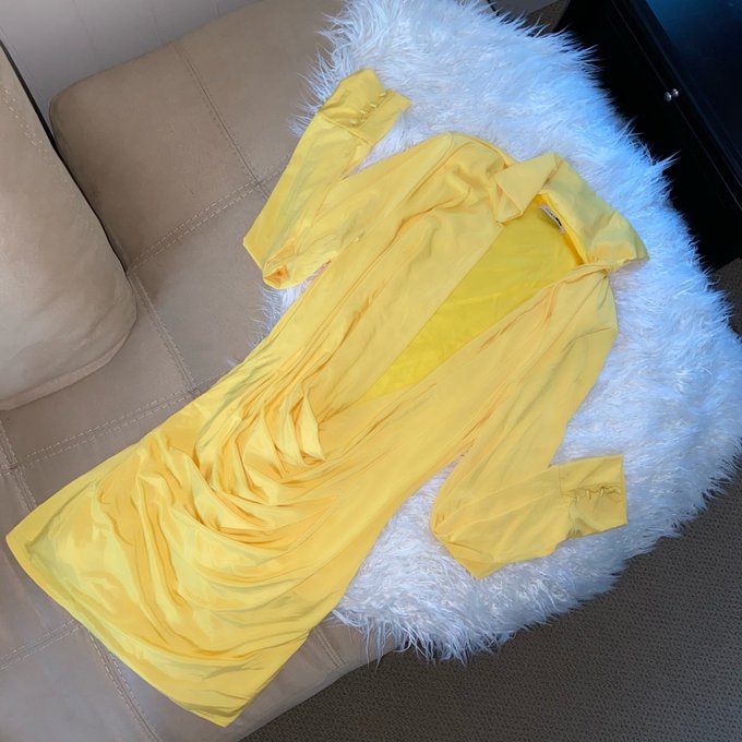 More items listed on my Poshmark💕ALL $10✨ https://t.co/U1XYBMIQUX https://t.co/seOhmobWbn