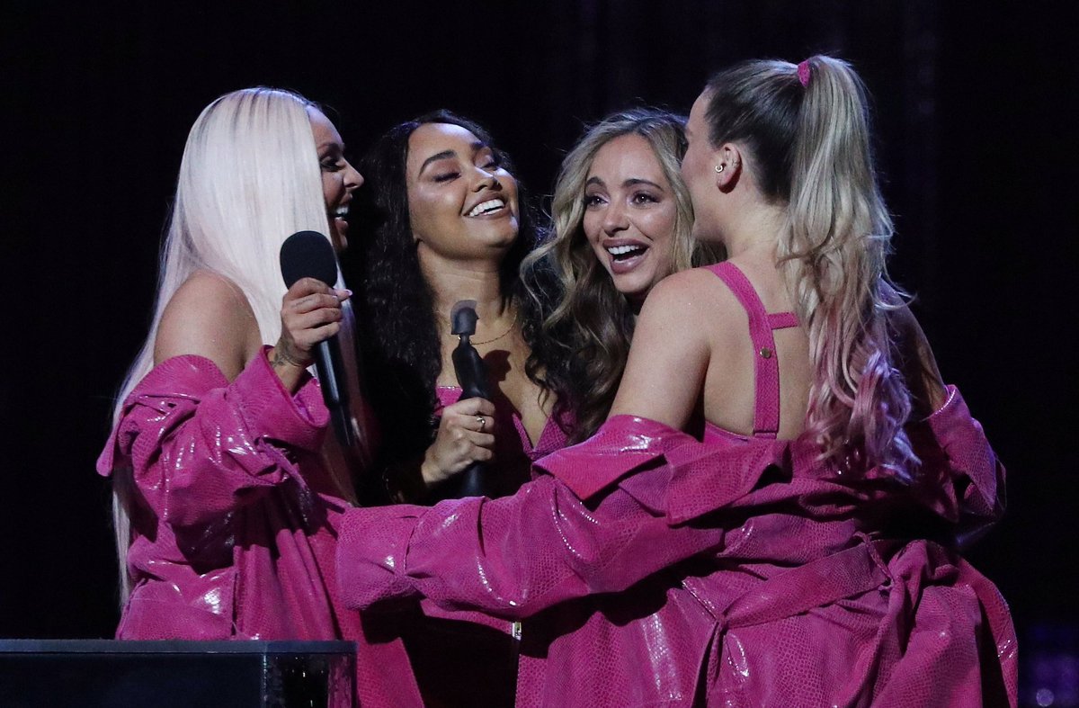 2000g_l's tweet photo. Don't even know where to start or what to say, jesy thank you so much for these unforgettable years. You've taught me how to love myself, you've shown me that it's okay to be vulnerable, have a bad day... We support you in whatever the future brings
💖 you forever #ThankYouJesy https://t.co/mcyCuPkreC