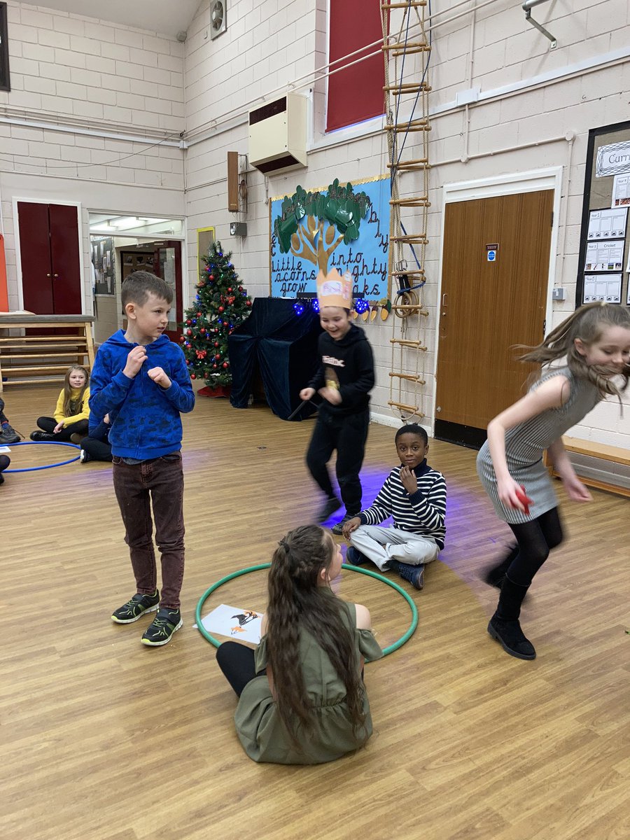 Year4_BroadOak's tweet photo. Party games with Year 4 😂🎅🏻🎄🎅🏻🎄 https://t.co/bgGxbGGcPu
