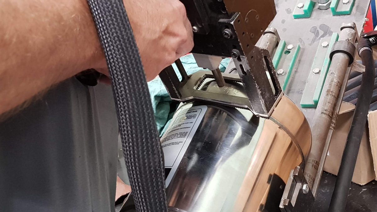markopack_belux's tweet photo. The Telesis Marking Systems with their "Floating Pin Technology" permit you to realize deep and clean markings on curved surfaces. #younameitwemarkit #permanentmarking #directpartmarking #partmarking #dotpeen #traceability #trackandtrace https://t.co/GvL3R2BoR3