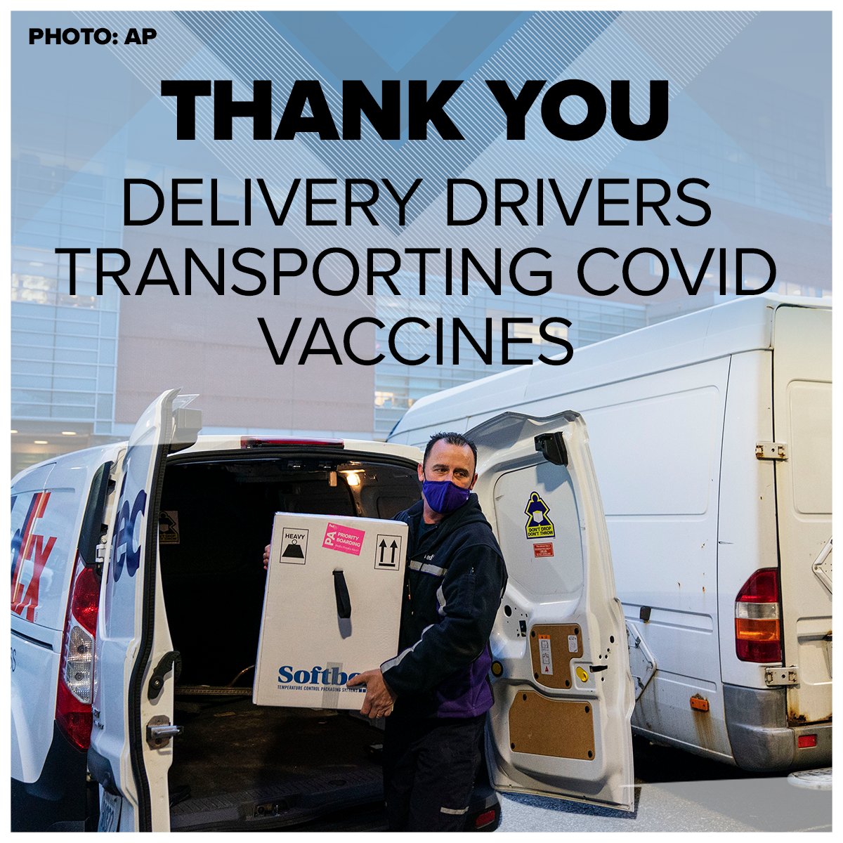 wfaa's tweet image. A big thank you to the delivery drivers who are transporting the COVID-19 vaccines throughout the country. 👏
