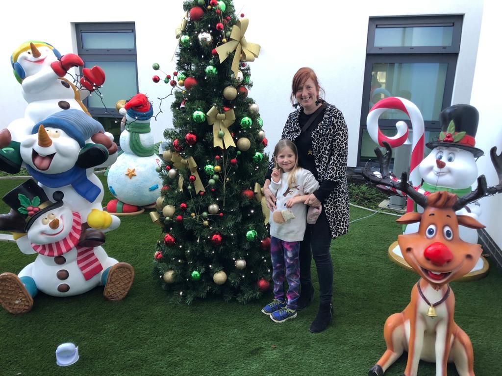 Aoife Brinkley (@aoifebrinkley) on Twitter photo We got to meet a very very special visitor in #CHIatConnolly this weekend and it was completely magical. Even the snowmen were excited. Thanks to all who gave up their time to make it such a brilliant experience <a href="/jacquie99999/">jacquie lyons</a> <a href="/99Harding/">Paul Harding</a> @IPUT_plc We got to meet a very very special visitor in #CHIatConnolly this weekend and it was completely magical. Even the snowmen were excited. Thanks to all who gave up their time to make it such a brilliant experience <a href="/jacquie99999/">jacquie lyons</a> <a href="/99Harding/">Paul Harding</a> @IPUT_plc