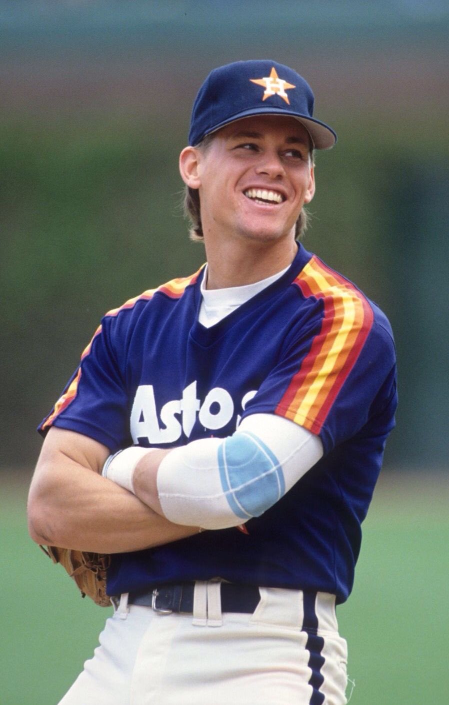 Happy 55th birthday to the baseball Hall of Famer, and Astros great, Craig Biggio! 