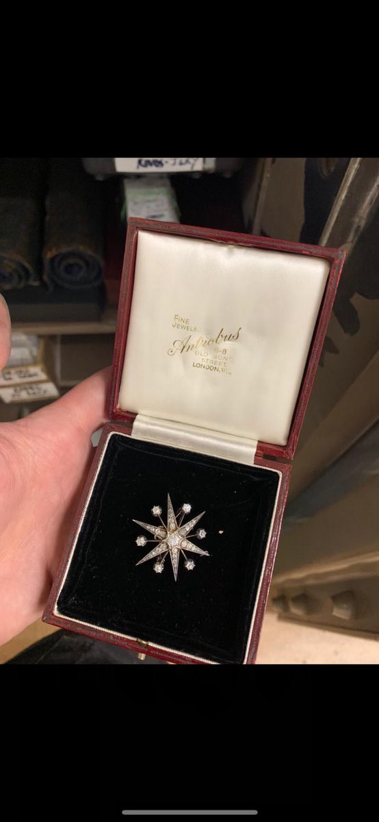 livlloydw's tweet image. PLEASE RT!!!