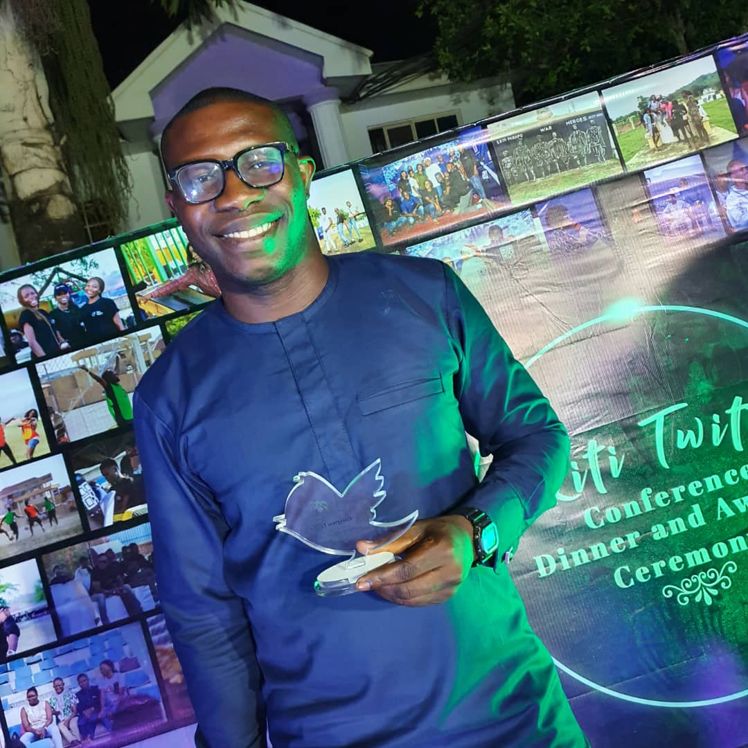ModelAdura's tweet photo. 2020,though "tough"came with its own winnings,eventually!

Award for the best use of Twitter for Agribusiness  was won by yours truly at the #EkitiTwitterParty3 Yesterday.

Thank you @OneEkiti for the honour and privilege, thank you to everyone that voted for me without a push. https://t.co/BlWWLWrArO