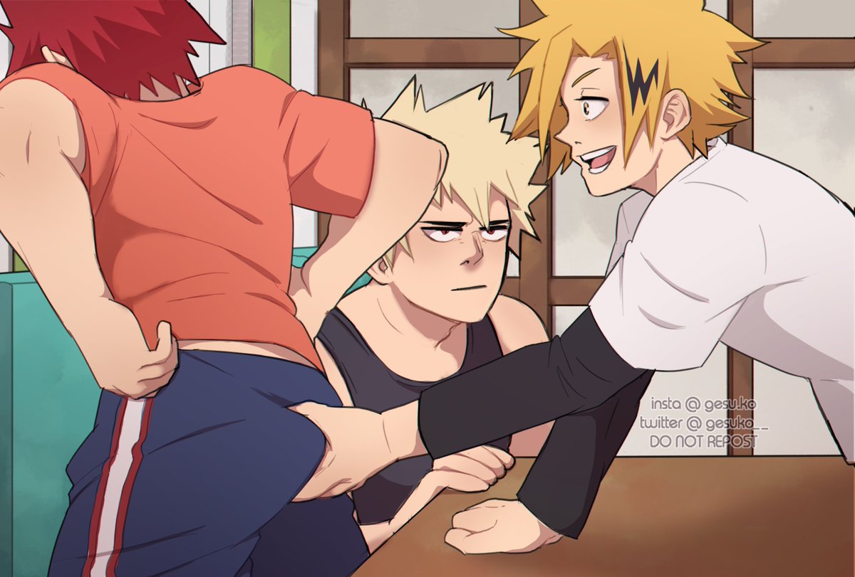 gesuko__'s tweet photo. Just bro things: checking if your bro is still dummy thicc 😩 https://t.co/7iv9zoW68q