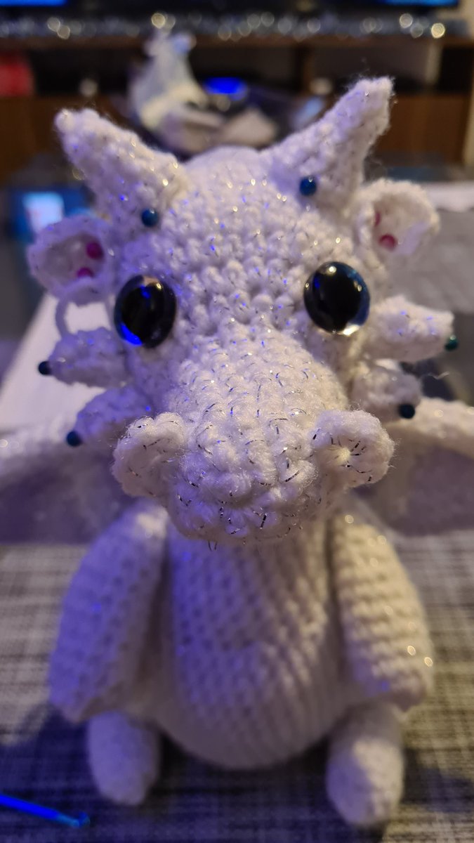 AndieGurumi's tweet photo. I've added her nostrils now 😁
Now she is absolutely done now ✔

Yay!!!!!!!! 🎉🐲🎉🐲🎉🐲

My baby is done 🥰🥰🥰🥰🥰🥰

 #crochet #amigurumi #gem #sparkle #dragon #gemstone #nose #nostrils https://t.co/08yKZpkLH0