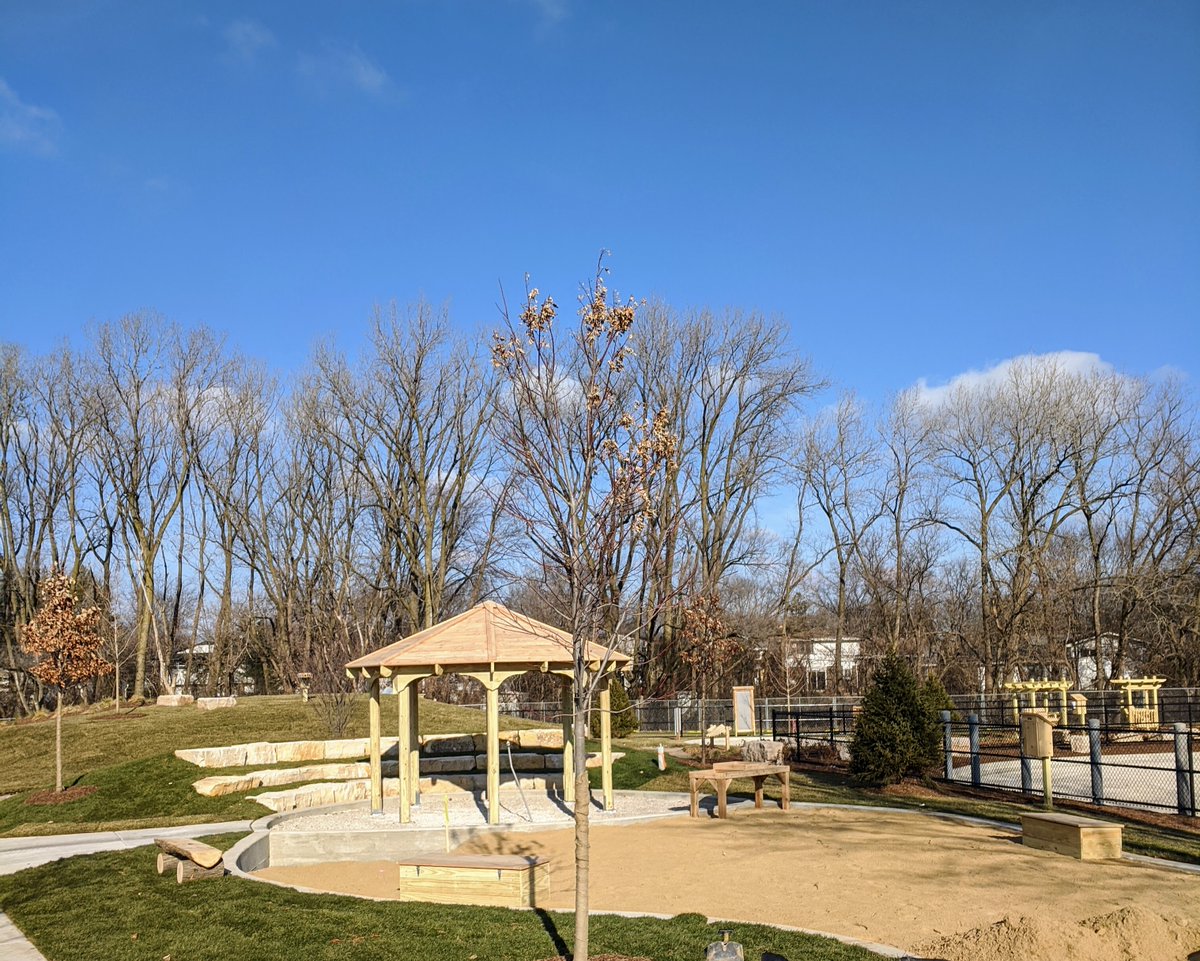 wagnernancy's tweet photo. Absolutely thrilled how our natural playground is coming together. Thank you to @LschusterLyndl for her vision! #rtsd26learns #prairietrails https://t.co/FxpOURAHSL