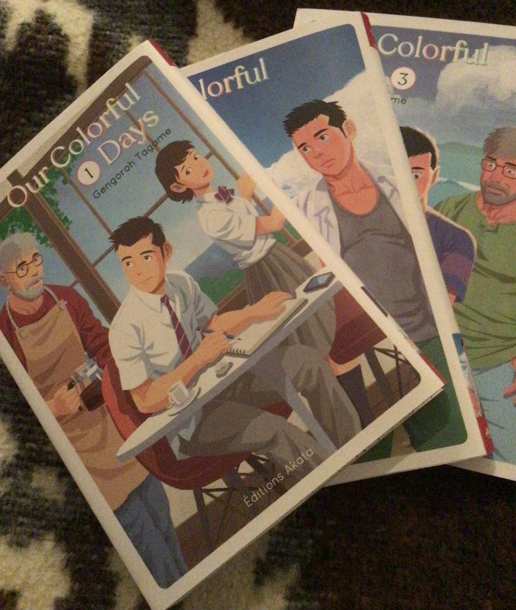 Kira_luci's tweet photo. Je viens de finir à l’instant le dernier tome de cette série et il y a pas à dire mais le Mangaka sait comment traiter le sujet qu’est l’acceptation de soi avec finesse et émotion. Merci ⁦@AKATAmanga⁩ de sortir ce genre de perles. #BeYourself #ourcolorfuldays #manga https://t.co/ezwsOh2rCs