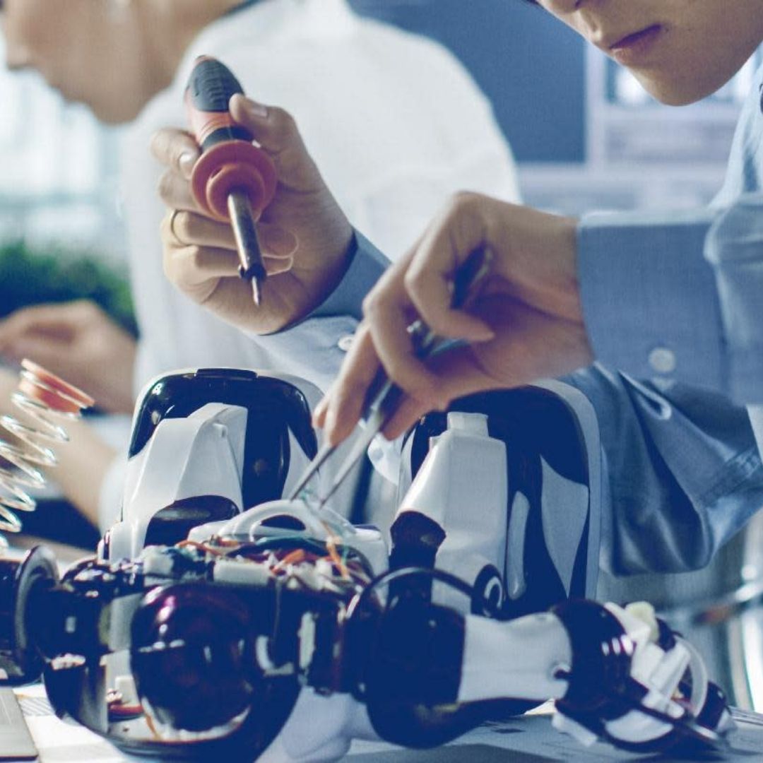 AcademiesofLou tweet media