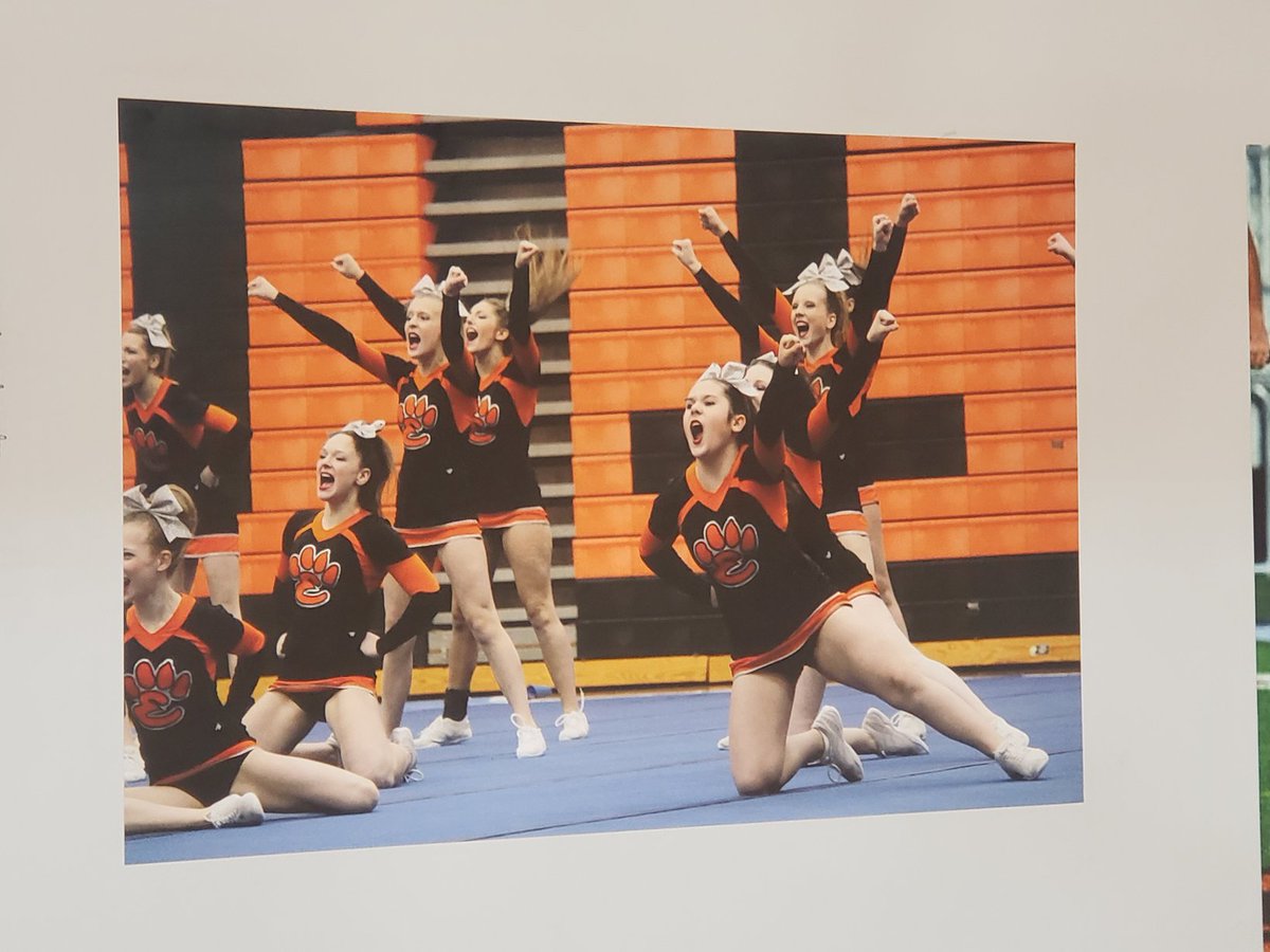 <a href="/e_cheerleading/">Edwardsville Cheer</a> looking good!!!