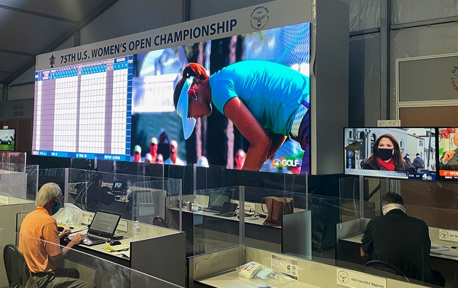 SMTlive's tweet photo. โณ What a thrilling #USWomensOpen finish! ๐ฅ๐ฅ๐ฅ Our Media Room services help reporters tell the tourney's stories, from Monday #mudballs to final-round charges. #WomenWorthWatching
#SMTChangingtheGame | | #TennisTech | #OfficialScoringProvider https://t.co/eRU1EM9bag