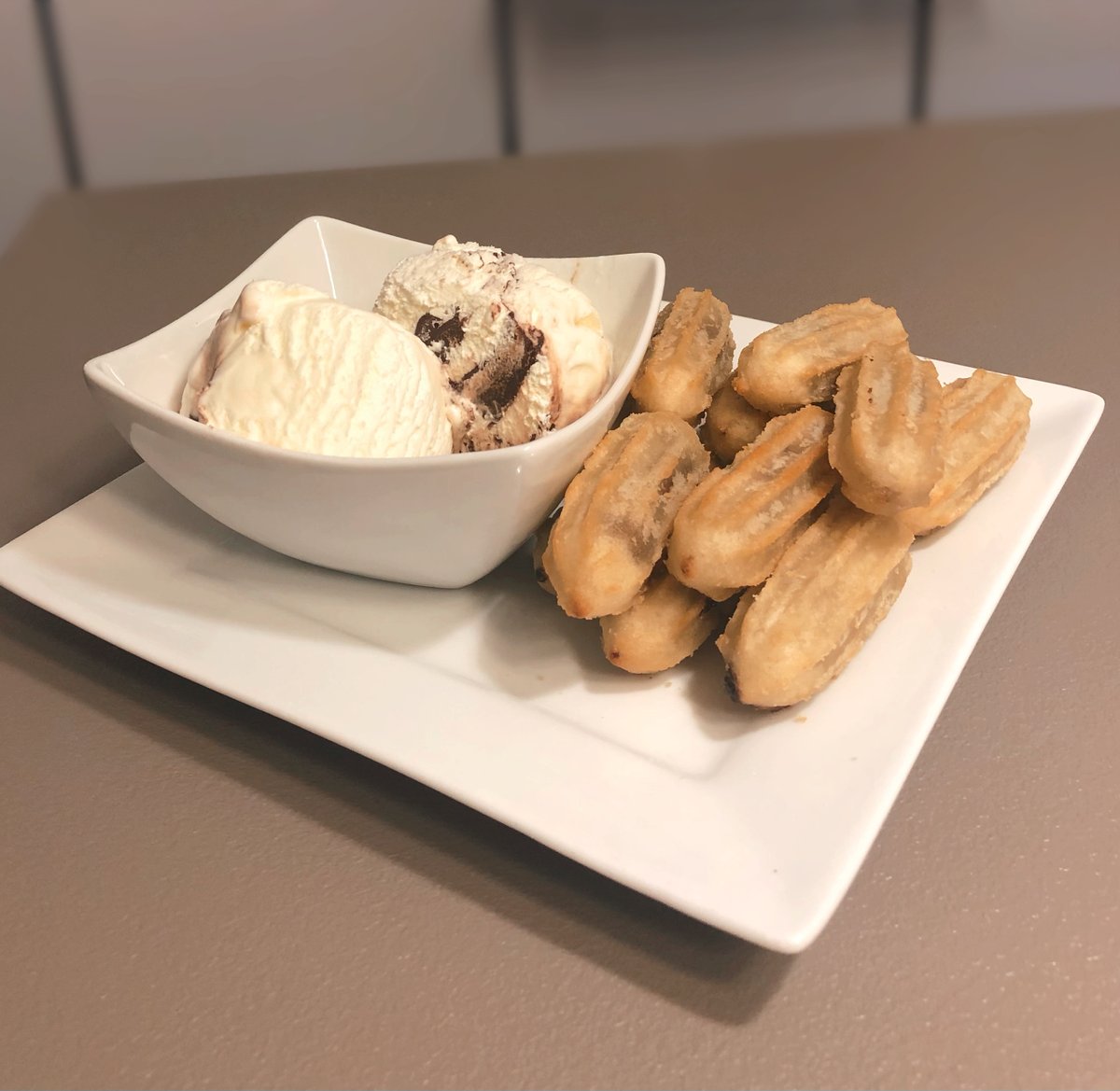 Monday night treats to get us through the week 🍨
Flavour: Kinder 🍫