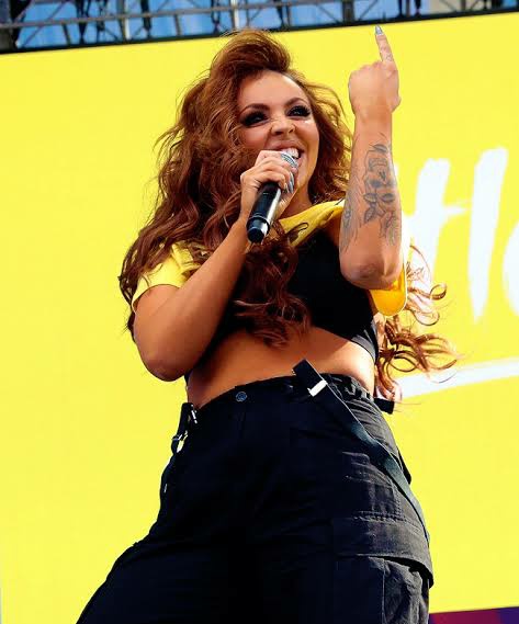cncosafe's tweet photo. muito obrigada por sempre ter sido esse ser cheio de luz, te amamos! 
#jesy #LittleMix https://t.co/OifhYOvT9j
