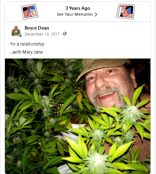 photowarrior's tweet photo. *in a relationship   
...with Mary Jane🌱

#Marijuana #Cannabis https://t.co/QgTHYQKdSw
