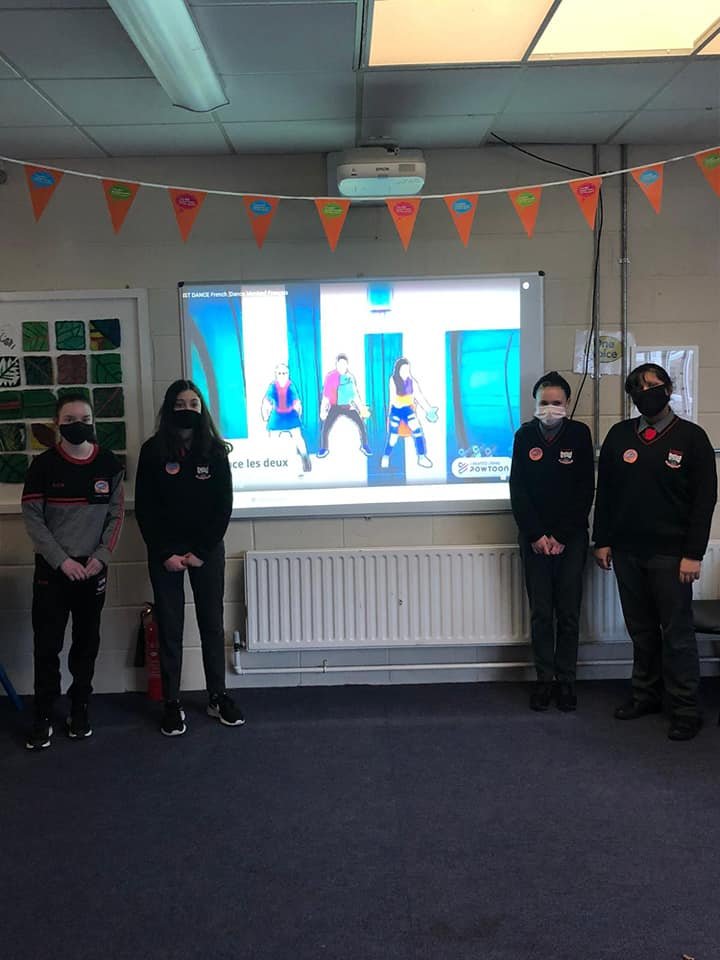 CFionnchua's tweet photo. #ThinkLanguages2020 saw our students partake in a number of workshops, interactive discussions, dance competitions and some culinary delights! A huge thanks and congratulations to our TY students, Ms C McGrath & Ms E Foley who rolled out an excellent #thinklanguages day https://t.co/8tfY1GCQOG