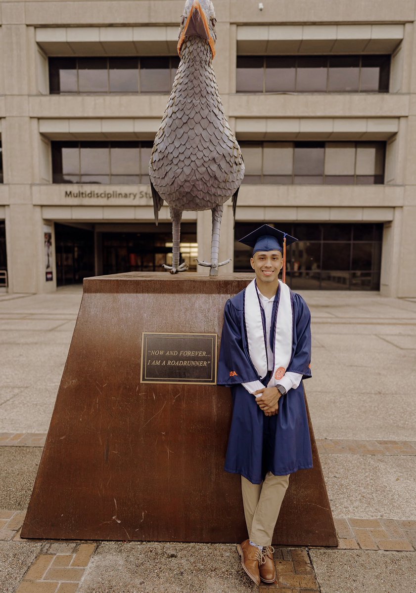 joeanguianoo's tweet image. Truly thought this day would never come, but we did it! 💯 #FirstGenGraduate