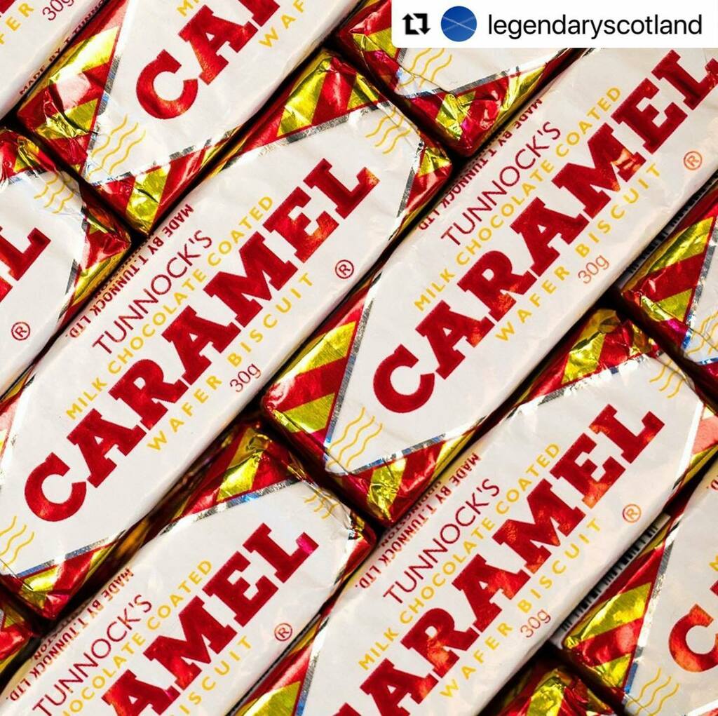 Tunnocks's tweet photo. 😍 #tunnocks https://t.co/okcilaHWBl https://t.co/IpdWCNDnvJ