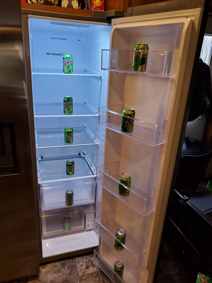 BoostinRus's tweet photo. @MountainDew my new fridge.. Just to hold you. https://t.co/28TSUWAsRU