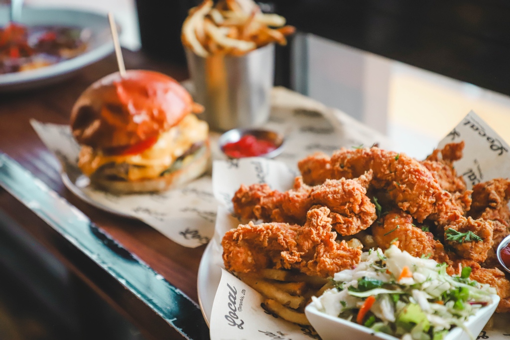 Here to help you make the most out what's left of 2020... 🤪 Come get those greasy bar food cravings satisfied before the new year diet starts! We're open for lunch and dinner every day in midtown and all weekend long downtown!