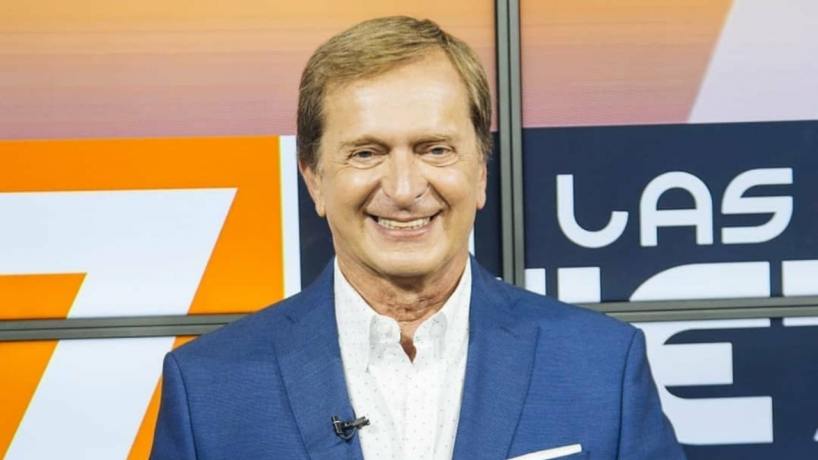 SoyDecanoOf's tweet photo. Lamentamos con profundo dolor el fallecimiento de Don Carlos Rojkes, socio y ex directivo del club. Acompañamos a su familia y amigos en este difícil momento. QEPD. https://t.co/owHv5tfArz