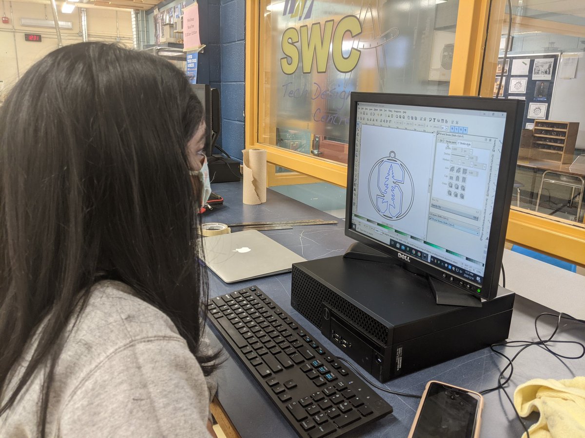 tech_swc's tweet image. t
Tech Design students having fun creating laser cut ornaments.
