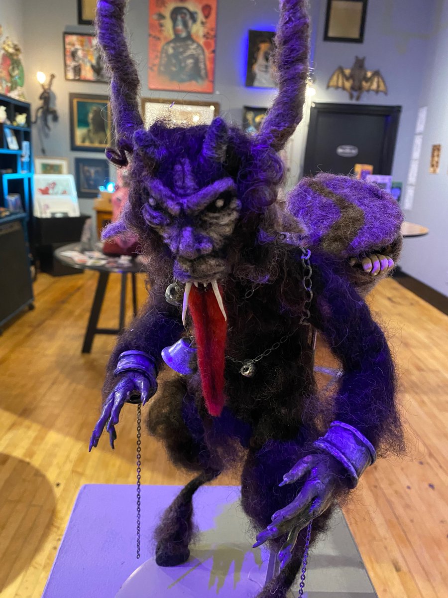 Revolution Gallery tweet media