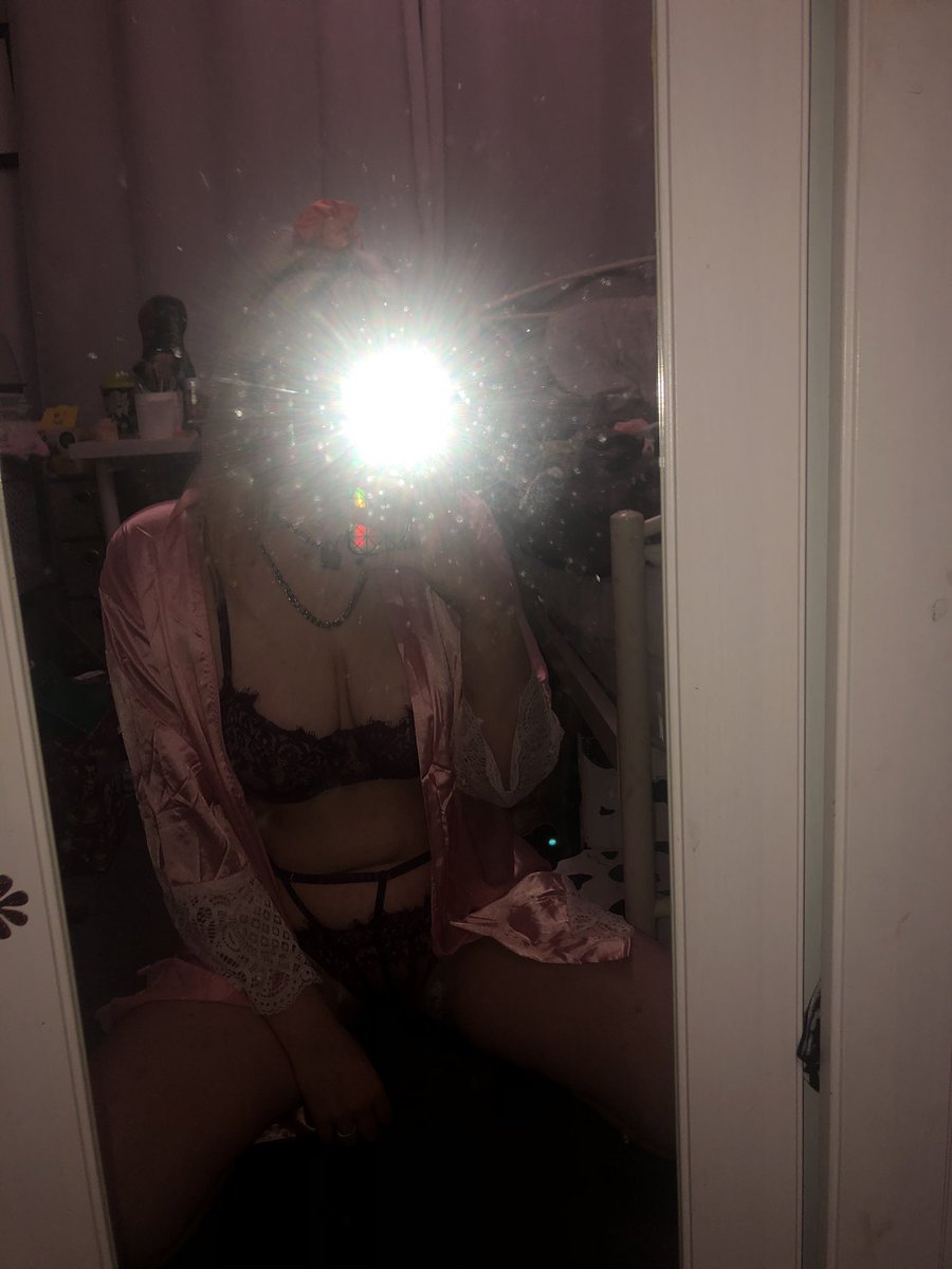 kittycaittt's tweet photo. hi boys 🥰 follow my girl @frnkie94241705 and sub to her onlyfans for amazing content 🥺🥺❤️❤️❤️  

✨https://t.co/IekA7JC7xw✨

#sellingnudes #buyingnudes #onlyfans #horny #cute #nudes https://t.co/ULS2kyfDP0