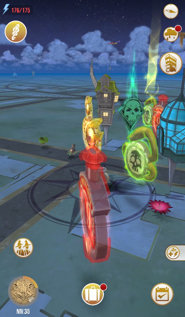 HPWUFrance's tweet photo. Les Adversaires sont disponibles ! Ils apparaissent sur la map avec un icône qui rappelle la Marque des Ténèbres ☠️🐍 #WizardsUnite https://t.co/7j9ljLZvmP