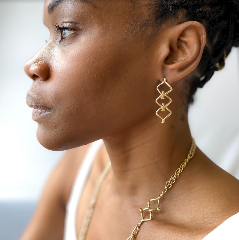brooklandjwlry's tweet photo. Do you hear what I hear?  Last week to order our stand-out earrings in time for Christmas! Click to shop our earring collections. @brooklandjewelryNYC #holidaygiftgiving    https://t.co/wbzkfYCrY7 https://t.co/hMSm4QhC5w
