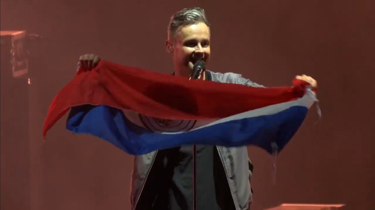 brit_noise's tweet photo. Rohayhu Paraguay! ❤🎶
@keaneofficial @keaneparaguay @Richard_H @tomchaplin @mrjessequin #KeaneEnPY https://t.co/9e36svQoDS
