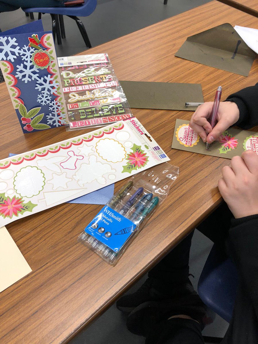 KS3 Learners are making their own Xmas cards with <a href="/NasrinIslamDoL/">Nasrin Islam</a> #thisisAP #APworks #tbapxmas2020