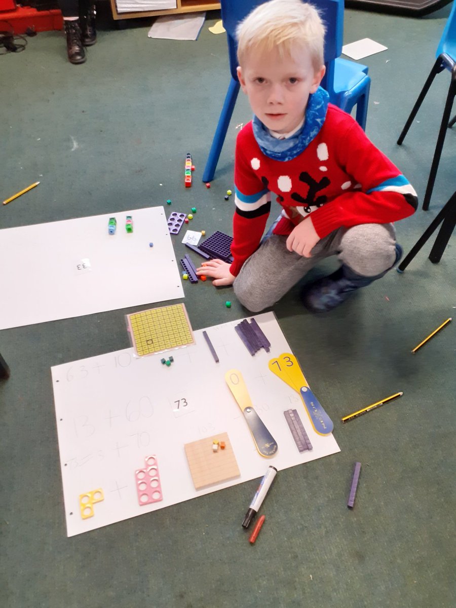 GoodlyburnPS's tweet photo. P1-3G - a'dèanamh àireamhan ann an diofar dòighean. Making numbers in lots of ways with different materials. @edscot_maths @PKC_Gaelic #ESnumeracy https://t.co/rCHUqFCqU5