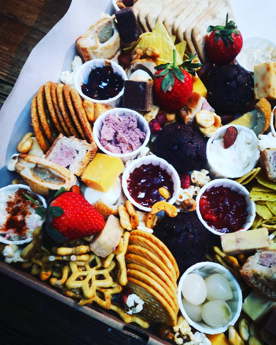 Pleased to announce the diary is now open for the 19th Dec up until 24th Dec, many slots already taken so be quick to guarantee a slot, Christmas eve is now fully booked, but we have other availability in other days x pls check our Instagram @platters2020 thanks everyone ❤️