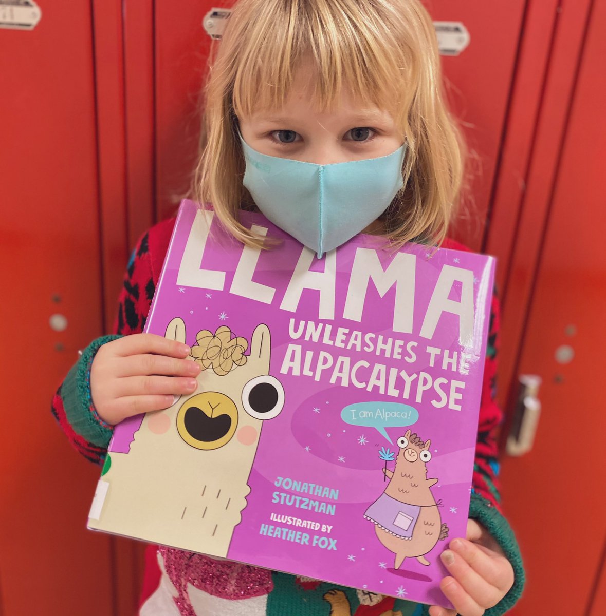 Mrs_McHugh's tweet photo. “I couldn’t go anywhere ALL weekend, but it was okay because I just read my llama book 100 times. It’s the very best book, you know. “

#bestillmyheart #smallschoolbiglove https://t.co/2Tlb34R8Ch