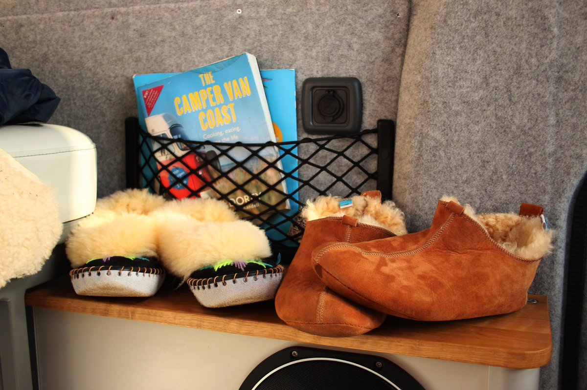 It’s definitely a sheepskin slippers kinda day! Happy Monday folks! 😊
#vanlifevibes #vanlifeuk #vanlifehygge #getcosy #homeonwheels #vwt6 #vwt6camper #vwt6campervan #vwt6camperconversion #vanagon #vanagonlife