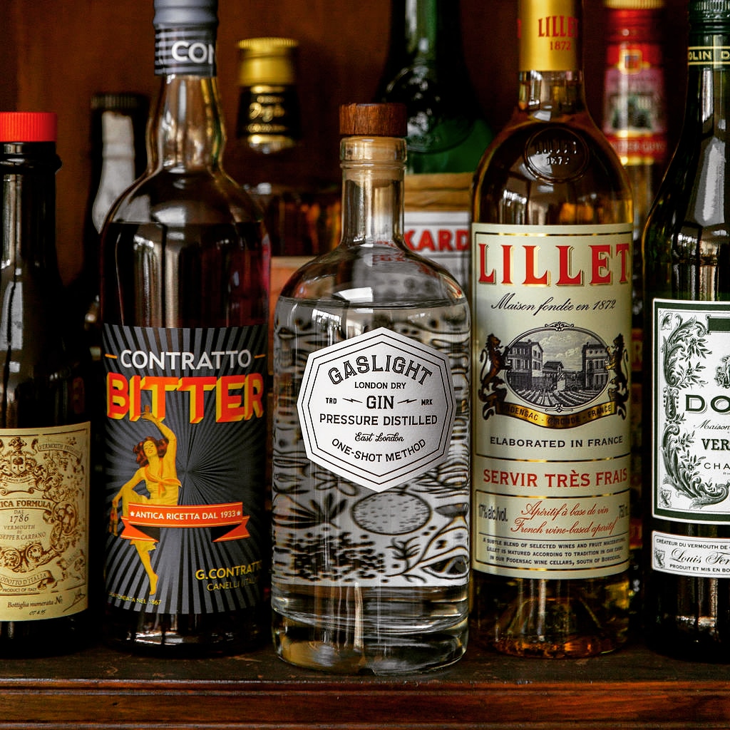 Have you stocked your Xmas bar yet? Don't forget the essentials &amp; order by 10pm on Wednesday for delivery by 24th! 🎅🏻 #gin #xmas #xmasgifts #christmas #christmasgifts  #eastlondon #shoplocal #shopsmall #hackney #newham #towerhamlets #walthamforest