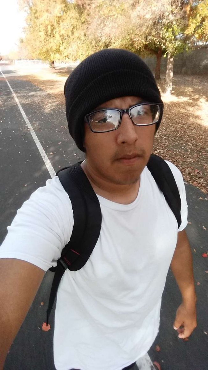 HouseOfRap9's tweet photo. This is tone! He’s 24 and has spent 4 years making beats in his bedroom. Along with being leader and creator of House Of Rap, he is also the lead producer that is in charge of overseeing beats! #producer #label https://t.co/R1keaLPm00